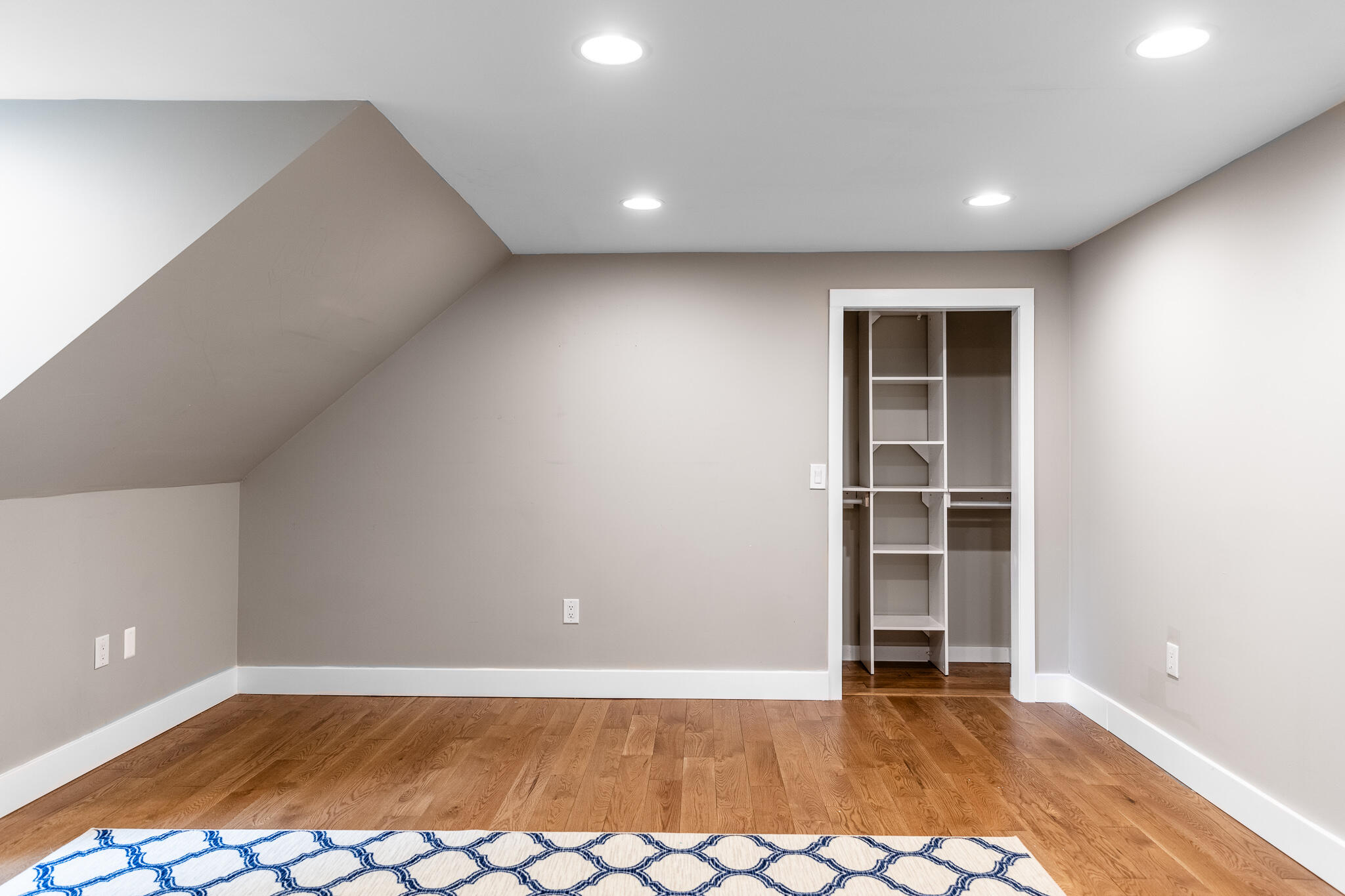 655 Wiswell Road Holden, ME 04429 - Photo 22 of 60 655 Wiswell Interiors-12