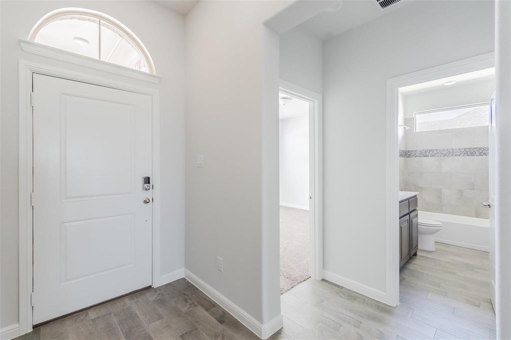 1343 Fox Hollow Road Krum, TX 76249 - Photo 4 of 37