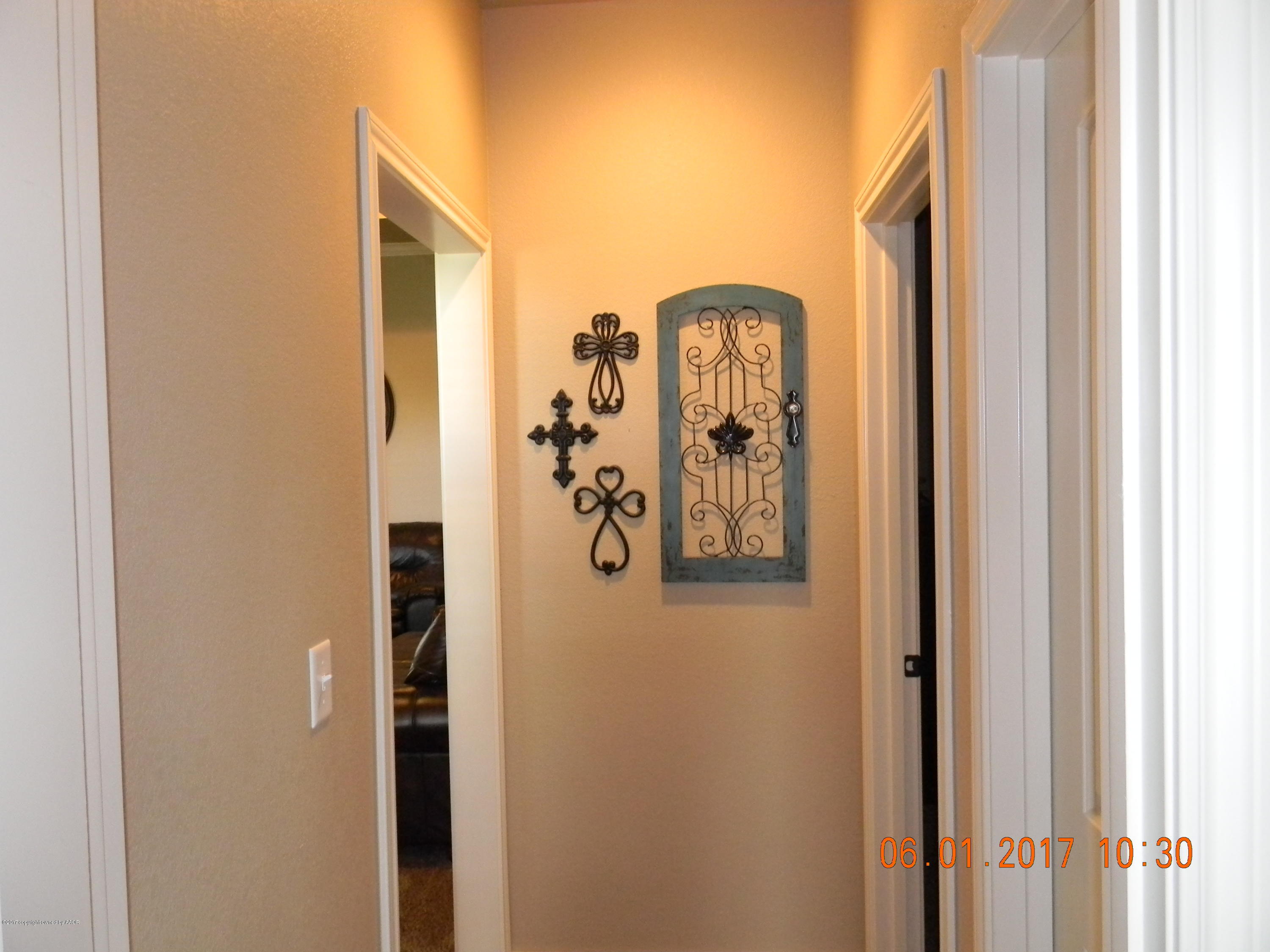 18451 Stone Creek Road Amarillo, TX 79124 - Photo 25 of 38 Hallway