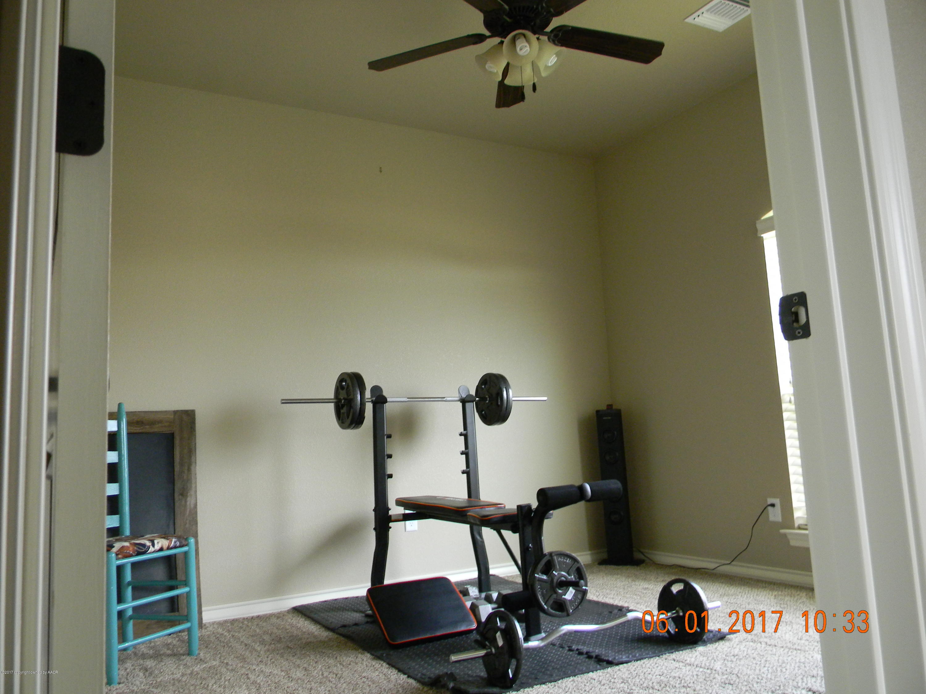 18451 Stone Creek Road Amarillo, TX 79124 - Photo 30 of 38 3rd Bedroom