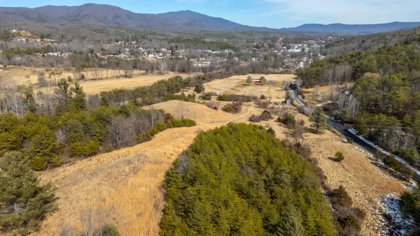 $409,900 | 493 Railroad Avenue, Goshen, VA 24439