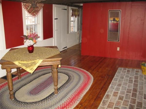 225 East Main Street Georgetown, MA 01833 - Photo 12 of 23