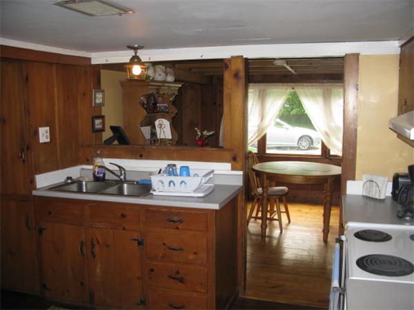 225 East Main Street Georgetown, MA 01833 - Photo 16 of 23