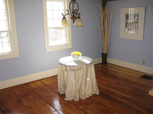 225 East Main Street Georgetown, MA 01833 - Photo 4 of 23