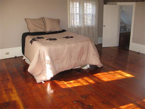 225 East Main Street Georgetown, MA 01833 - Photo 6 of 23