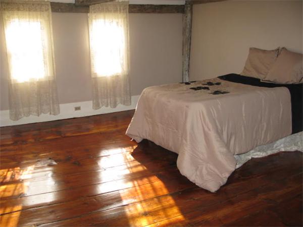 225 East Main Street Georgetown, MA 01833 - Photo 7 of 23