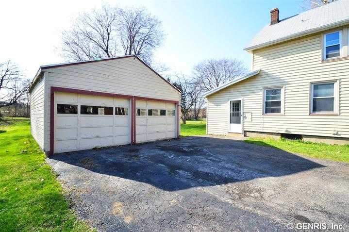 161 Dearcop Drive Gates, NY 14624 - Photo 3 of 25 Exterior Front