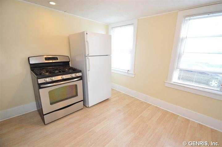 161 Dearcop Drive Gates, NY 14624 - Photo 10 of 25 Kitchen