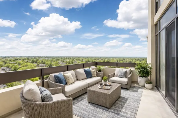 $269,500 | 14655 Champion Forest Drive, Unit 1104, Houston, TX 77069