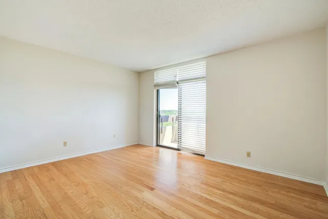 $269,500 | 14655 Champion Forest Drive, Unit 1104, Houston, TX 77069