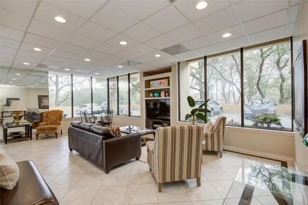 $269,500 | 14655 Champion Forest Drive, Unit 1104, Houston, TX 77069
