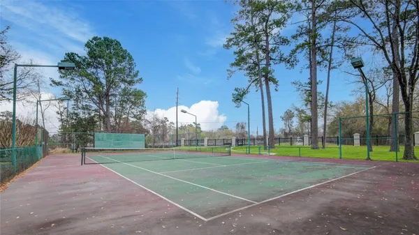 $269,500 | 14655 Champion Forest Drive, Unit 1104, Houston, TX 77069