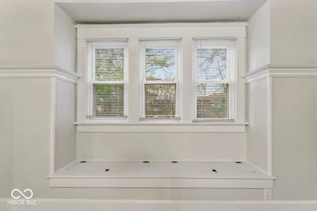 $329,900 | 234 North Adams Street, Brownsburg, IN 46112