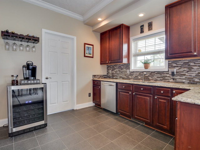 258 Beck Road Williston, SC 29853 - Photo 9 of 23