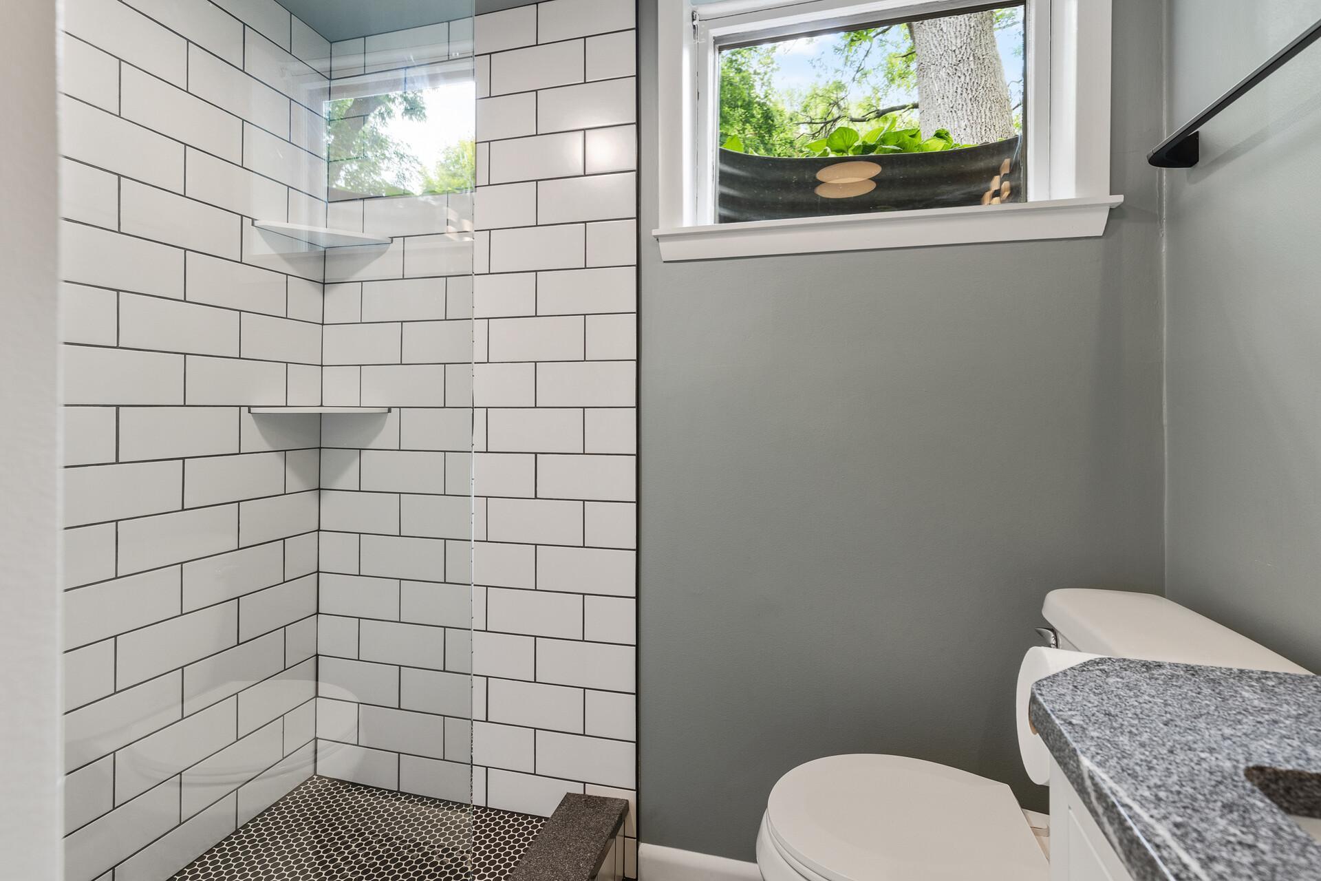 193 3rd Street, Unit 2 Excelsior, MN 55331 - Photo 17 of 27