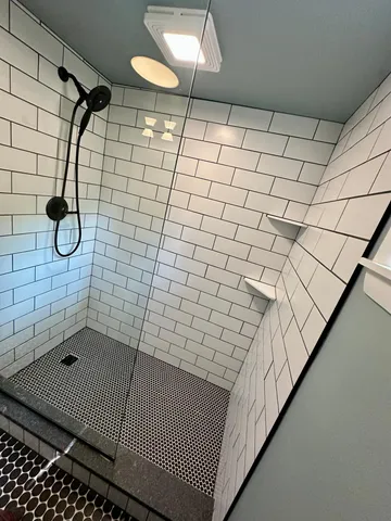 $2,495 | 193 3rd Street, Unit 2, Excelsior, MN 55331