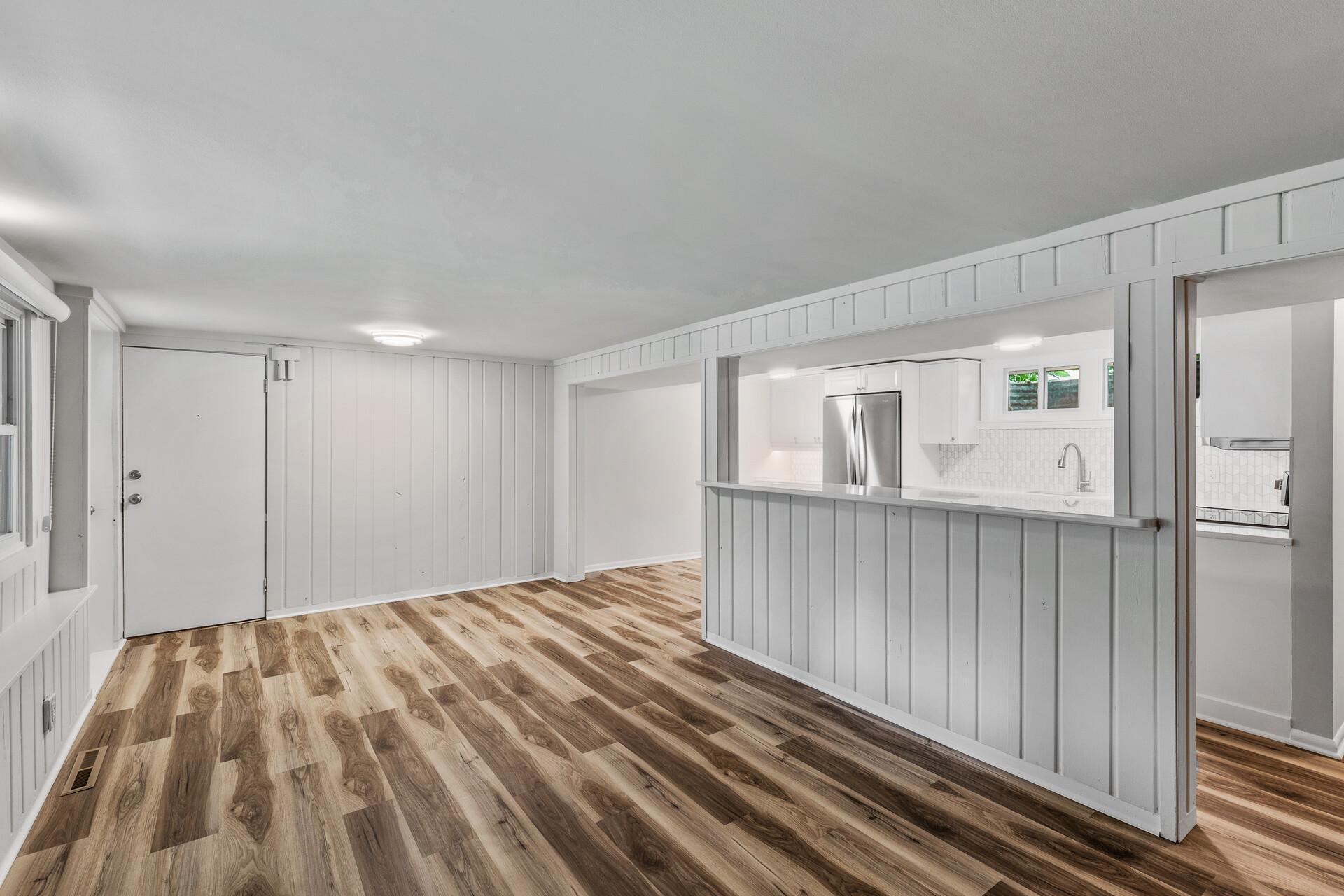 193 3rd Street, Unit 2 Excelsior, MN 55331 - Photo 5 of 27