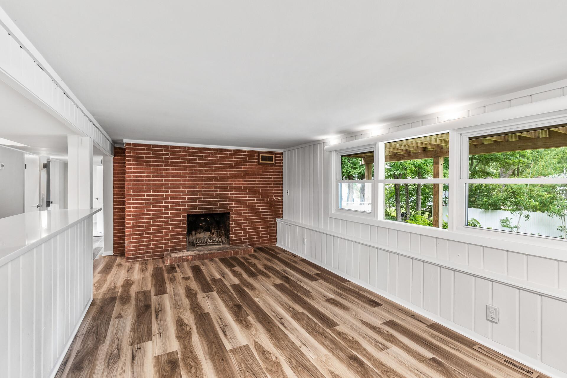 193 3rd Street, Unit 2 Excelsior, MN 55331 - Photo 7 of 27