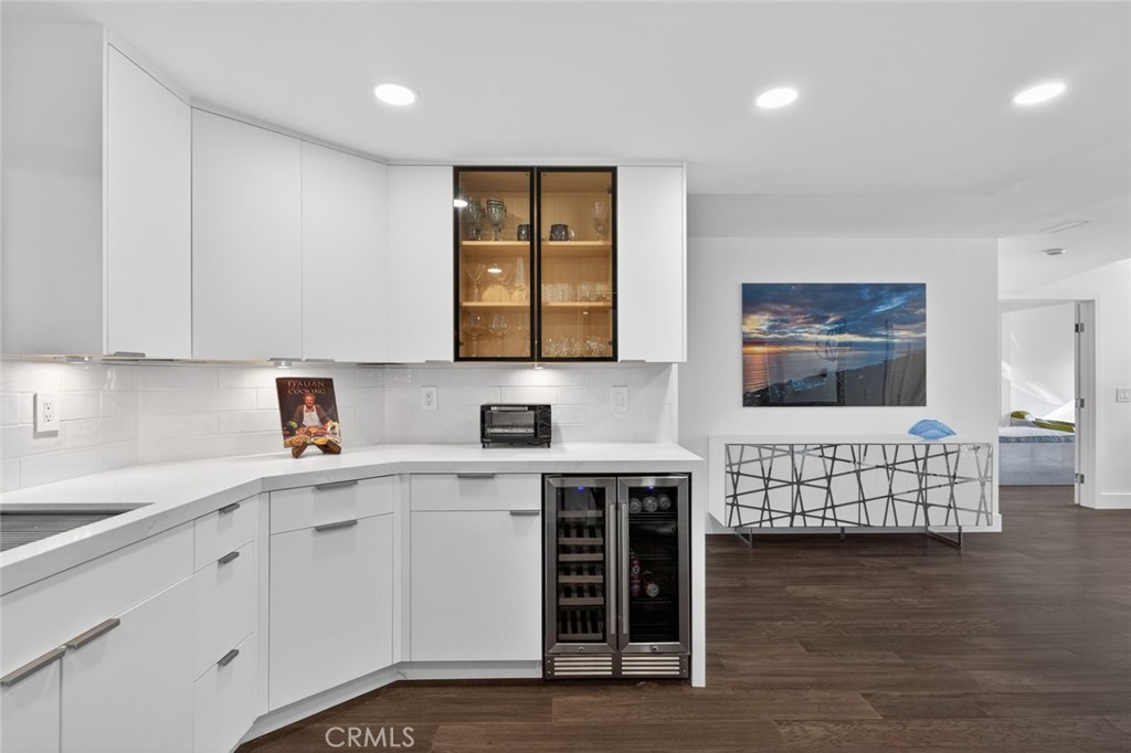 491 Morning Canyon Road, Unit 3 Corona del Mar, CA 92625 - Photo 4 of 24