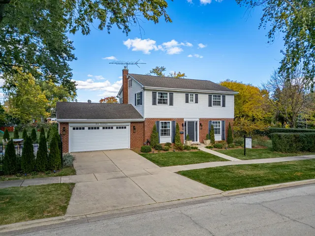 $724,900 | 116 East Orchard Street, Arlington Heights, IL 60005