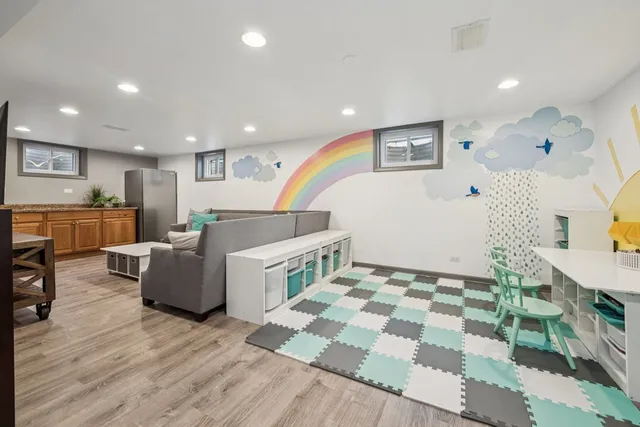 $724,900 | 116 East Orchard Street, Arlington Heights, IL 60005