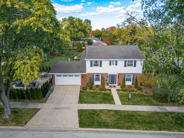 $724,900 | 116 East Orchard Street, Arlington Heights, IL 60005