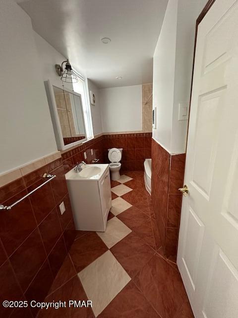 5130 Walnut Lane Kunkletown, PA 18058 - Photo 18 of 27 a bathroom with a sink and a mirror