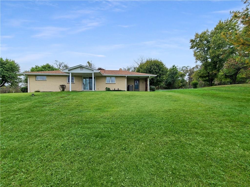 4176 Battle Ridge Road McDonald, PA 15057 - Photo 4 of 23 Gallery Image 4