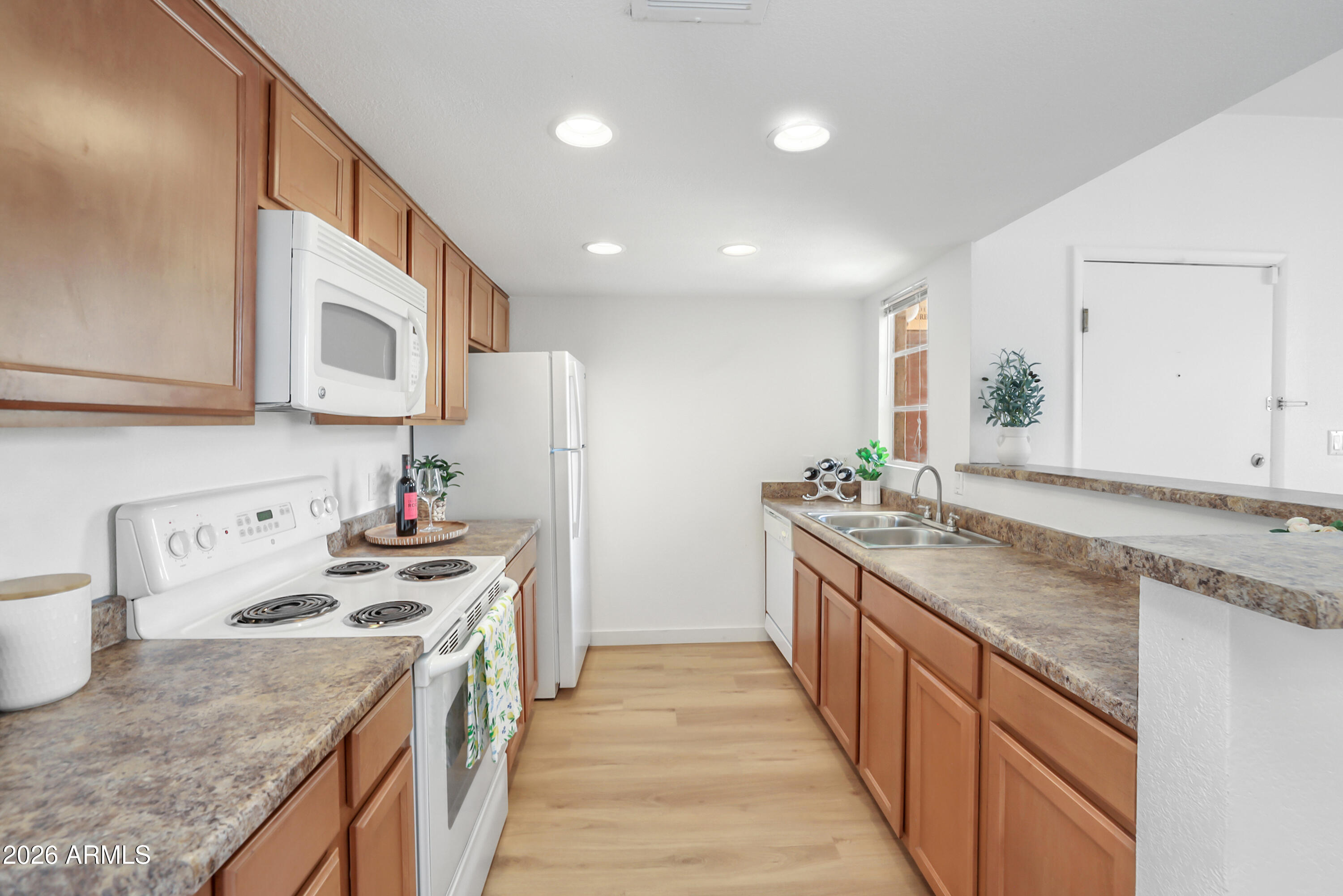 1125 East Broadway Road, Unit 225 Tempe, AZ 85282 - Photo 8 of 37 608A4191