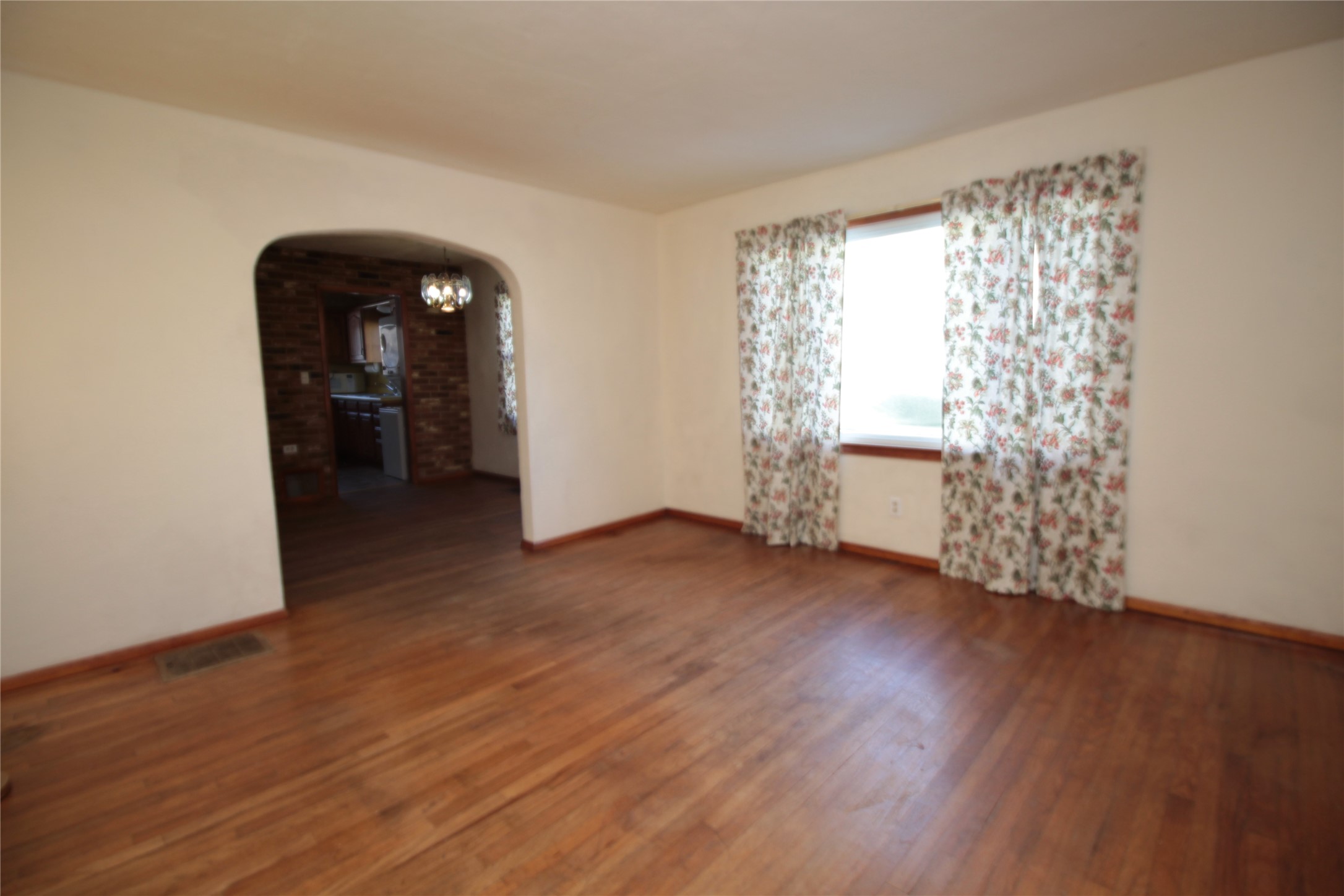 312 Midland Road Vestal, NY 13850 - Photo 4 of 50 Gallery Image 4