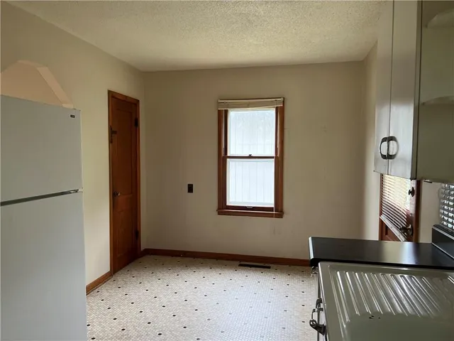 $146,000 | 1306 Pawnee Street, Leavenworth, KS 66048