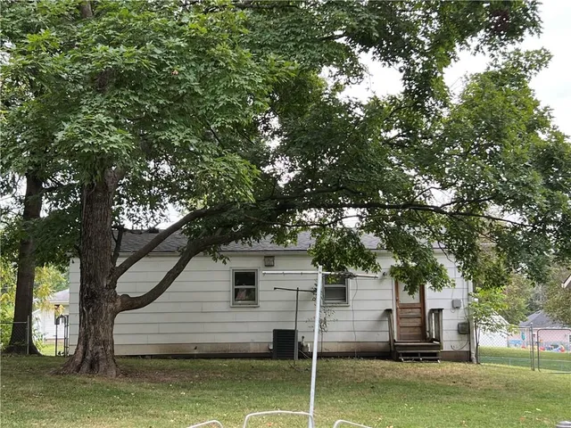 $146,000 | 1306 Pawnee Street, Leavenworth, KS 66048
