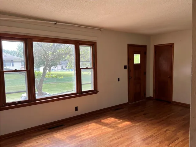 $146,000 | 1306 Pawnee Street, Leavenworth, KS 66048