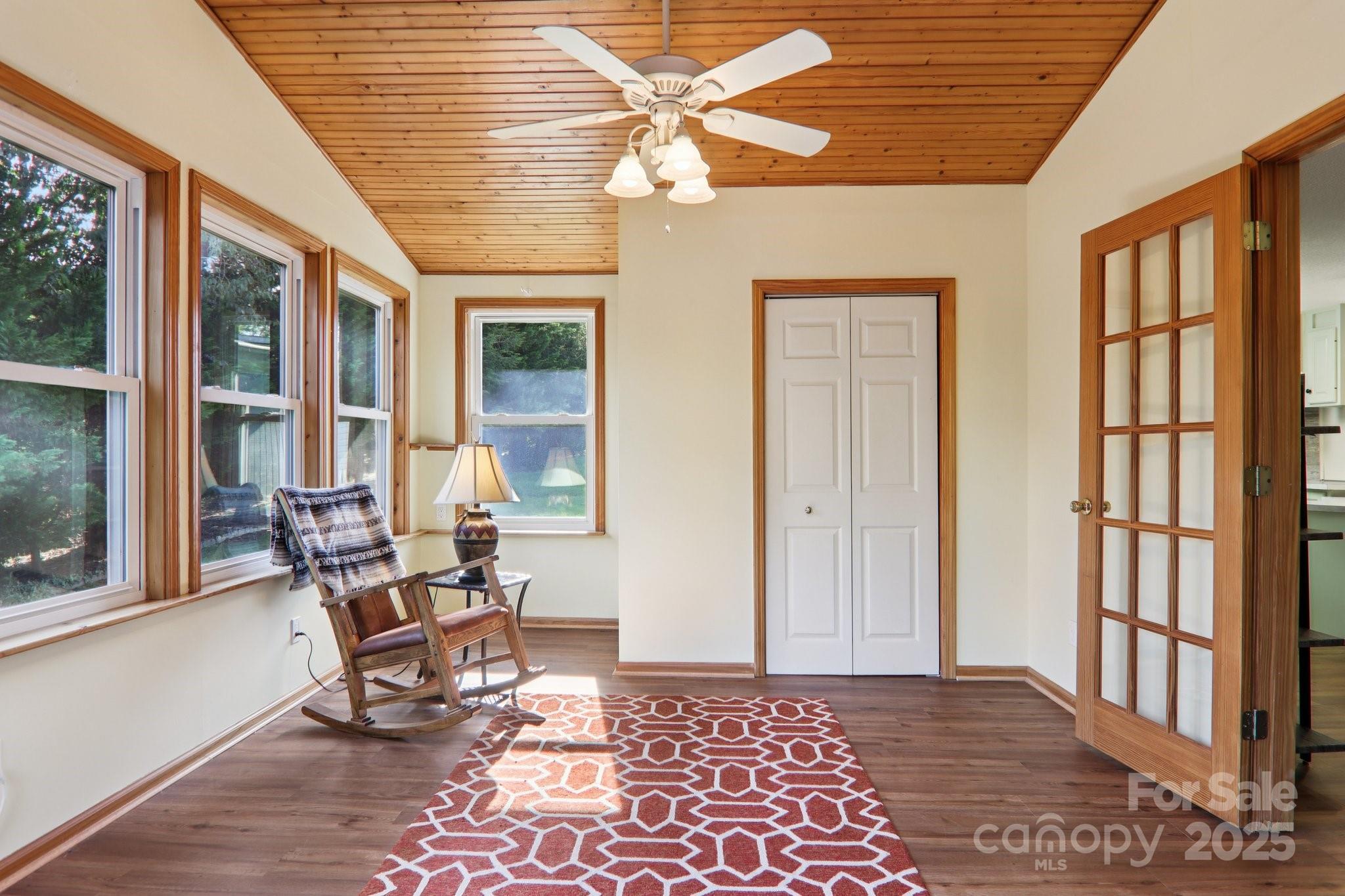 226 Cranbrook Circle Hendersonville, NC 28792 - Photo 30 of 47 a living room with furniture and a window