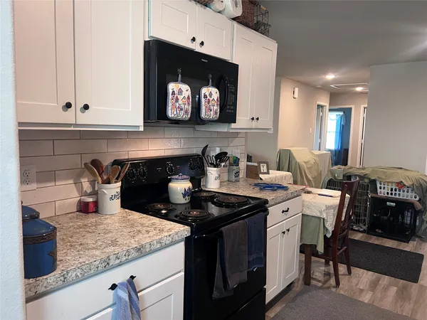 $167,900 | 2847 Golf Crest Drive, Wharton, TX 77488