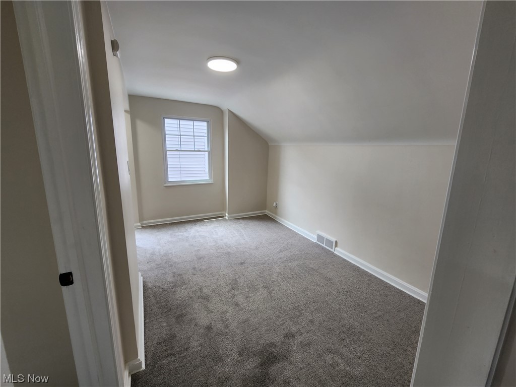 3718 Bainbridge Road Cleveland Heights, OH 44118 - Photo 13 of 23