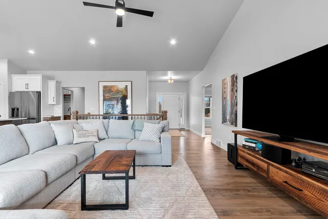 $599,900 | 2652 Chambers Crossing, Suamico, WI 54313