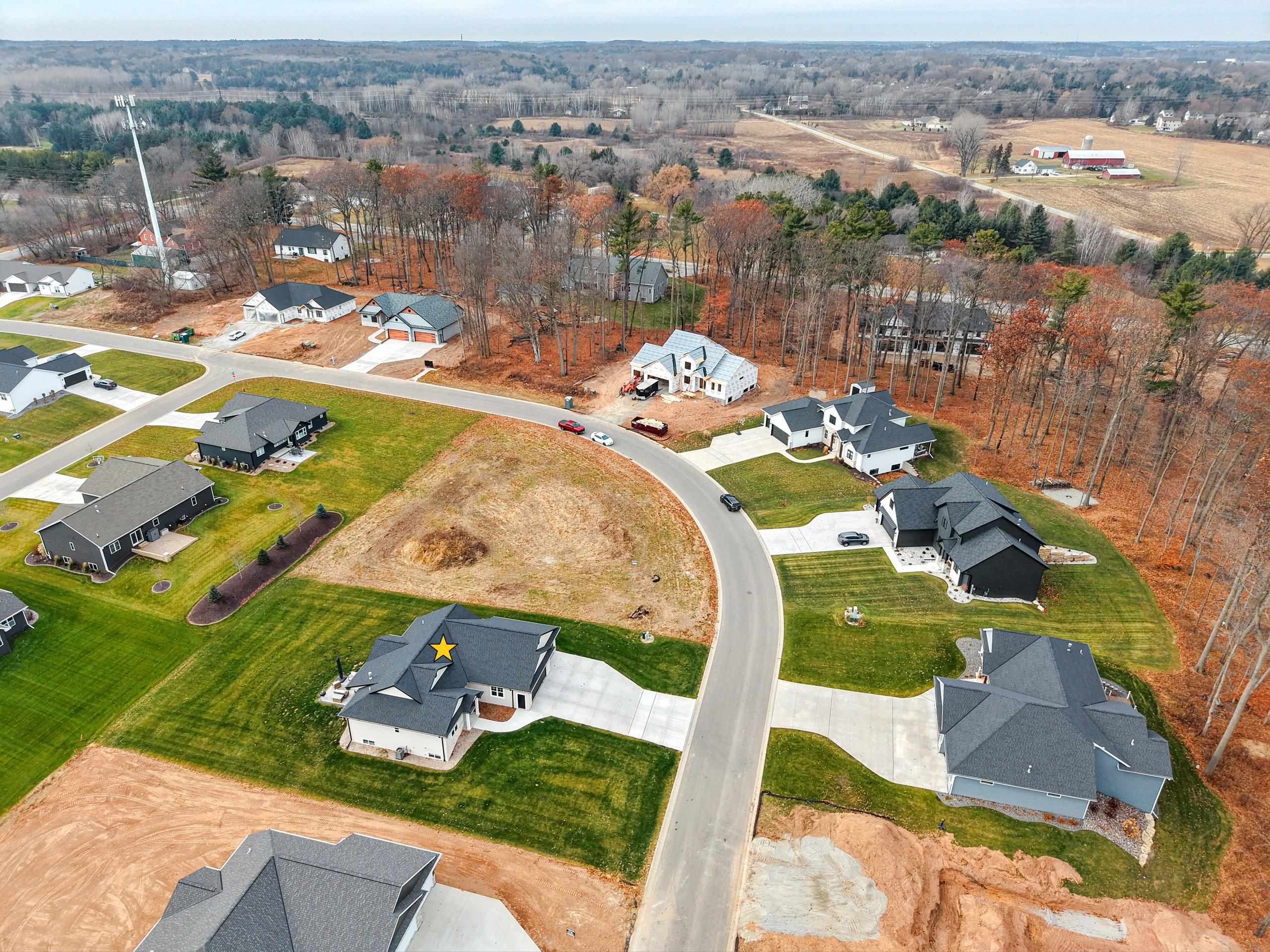 2652 Chambers Crossing Suamico, WI 54313 - Photo 38 of 49