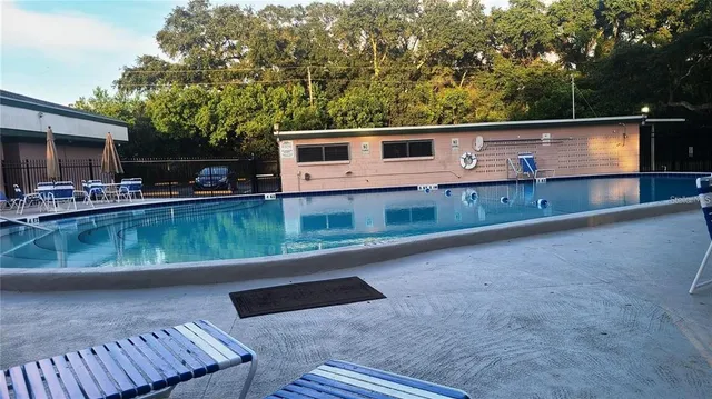 $1,200 | 2003 Greenbriar Boulevard, Unit 4, Clearwater, FL 33763