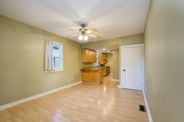 $2,025 | 2327 Cole Avenue Southeast, Unit A, Minneapolis, MN 55414
