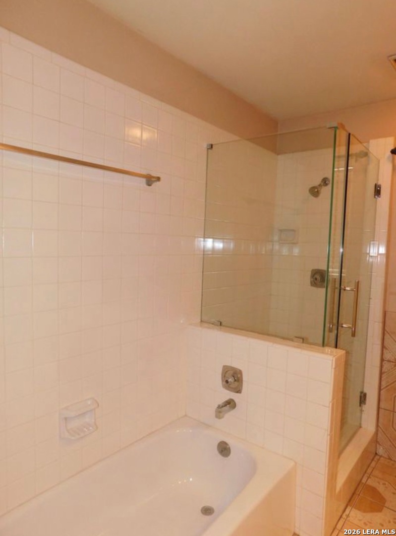 5359 Fredericksburg Road, Unit 302 San Antonio, TX 78229 - Photo 9 of 16