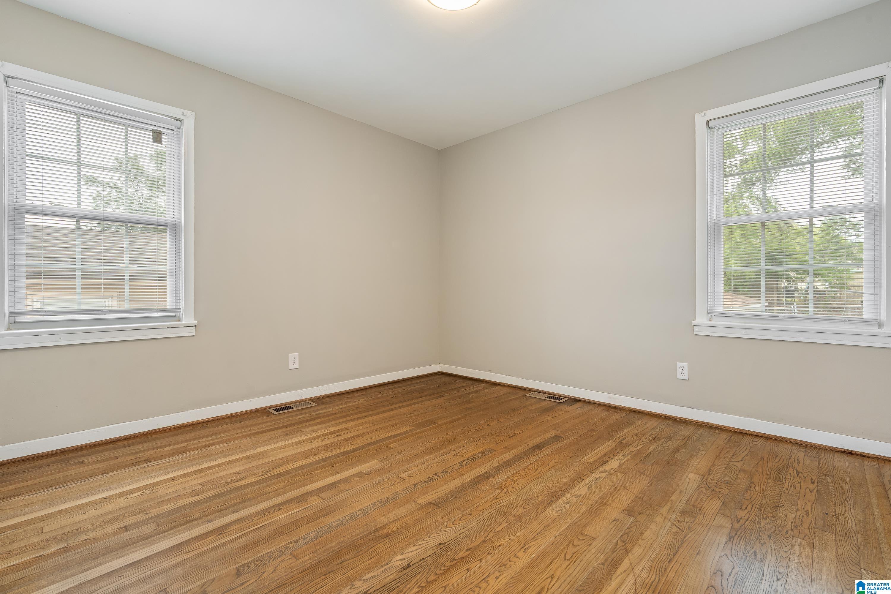 1304 Mims Street Southwest Birmingham, AL 35211 - Photo 19 of 27