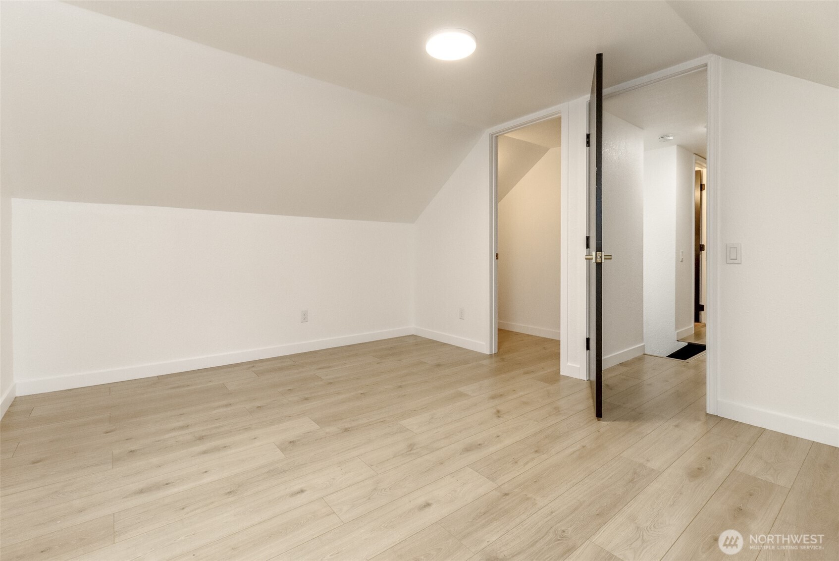 2115 Cherry Street Hoquiam, WA 98550 - Photo 23 of 31 a view of an empty room