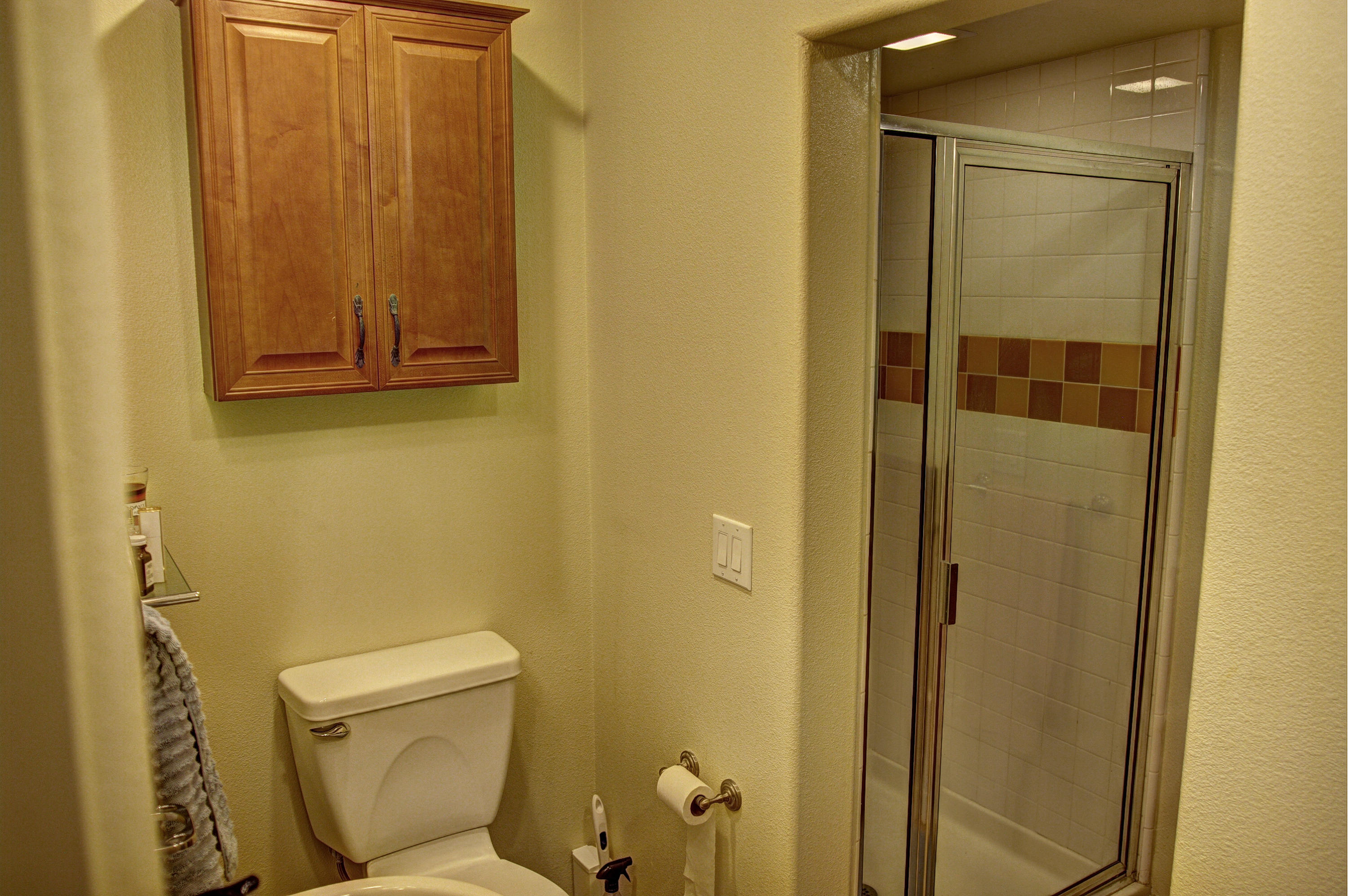 68446 Terrace Road Cathedral City, CA 92234 - Photo 32 of 81 a bathroom with a toilet and a shower