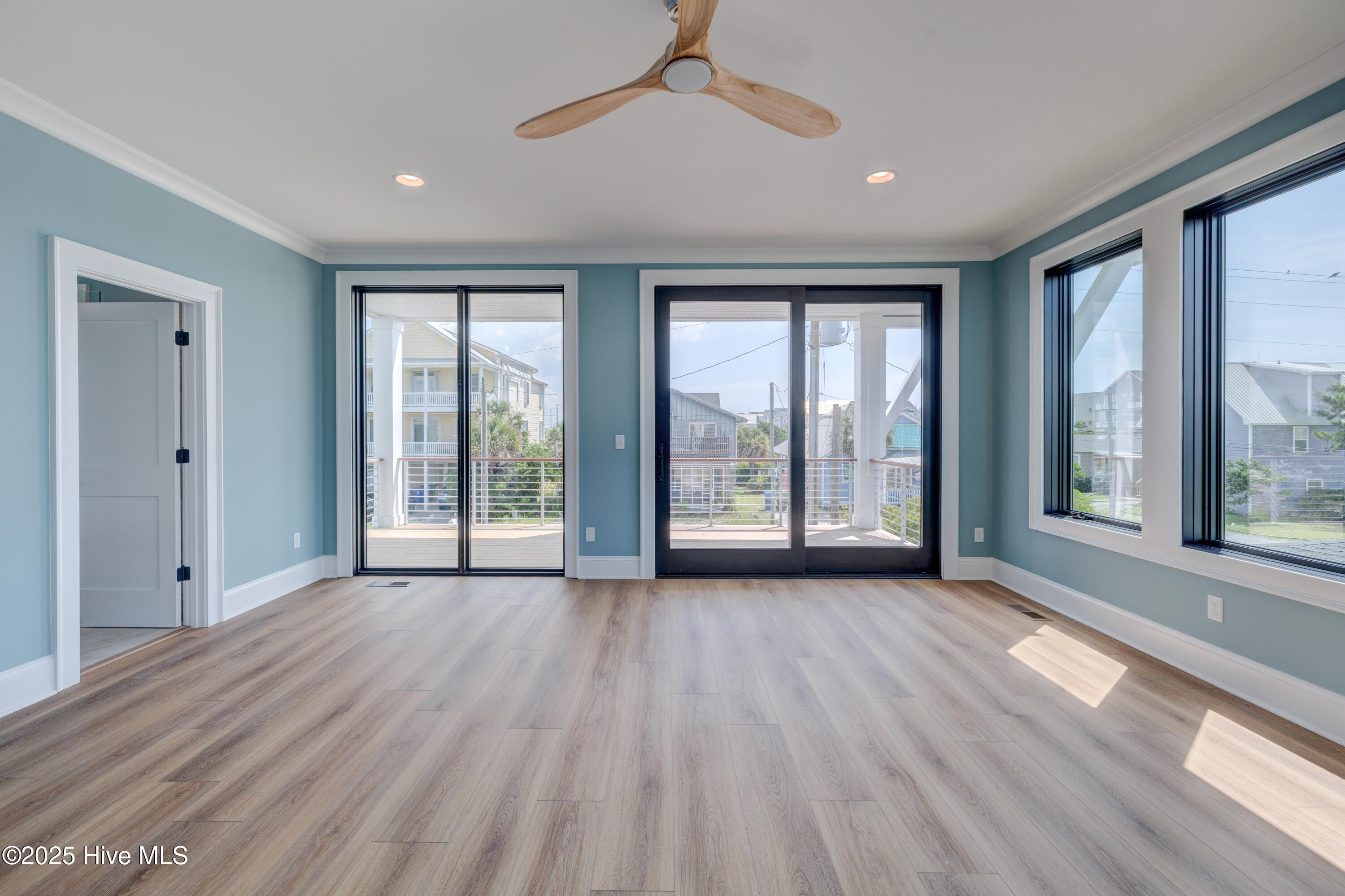 107 Raleigh Avenue Surf City, NC 28445 - Photo 31 of 40 owner suite 2