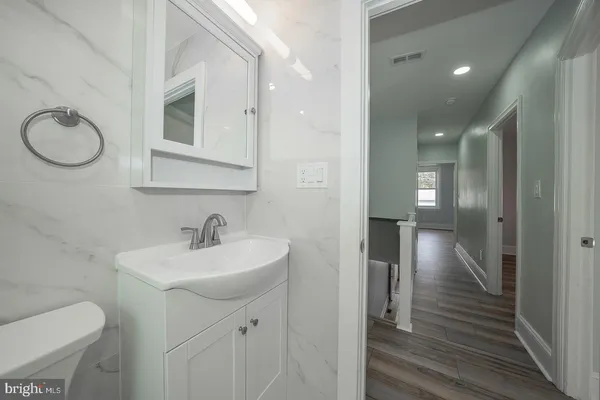 $2,895 | 145 Summit Terrace, Bryn Mawr, PA 19010