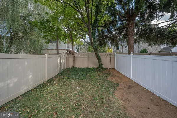 $2,895 | 145 Summit Terrace, Bryn Mawr, PA 19010