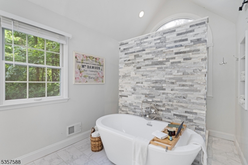 209 Lake Road Bernards, NJ 07920 - Photo 20 of 40