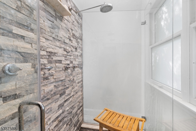 209 Lake Road Bernards, NJ 07920 - Photo 22 of 40