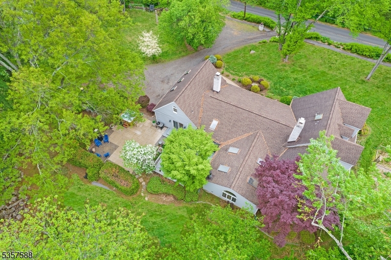 209 Lake Road Bernards, NJ 07920 - Photo 38 of 40